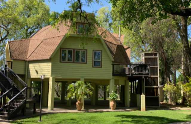Amazing Riverfront Home for Rent photos photos