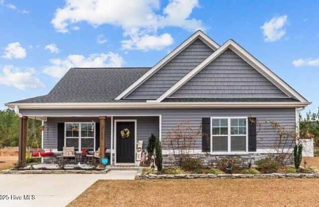 1512 Penncross Drive - 1512 Penncross Drive, Greenville, NC 27834