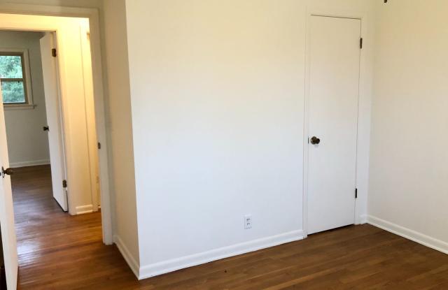 3 bed 2 bath family rental photos photos