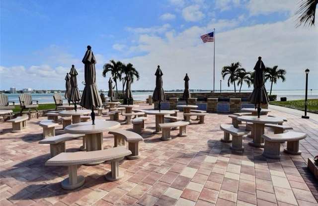 855 BAY WAY Boulevard Gallery 3