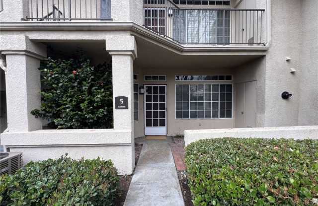 5 Castano - 5 Castano, Rancho Santa Margarita, CA 92688