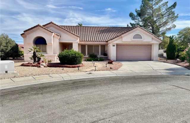 2404 Floyd Court photos photos