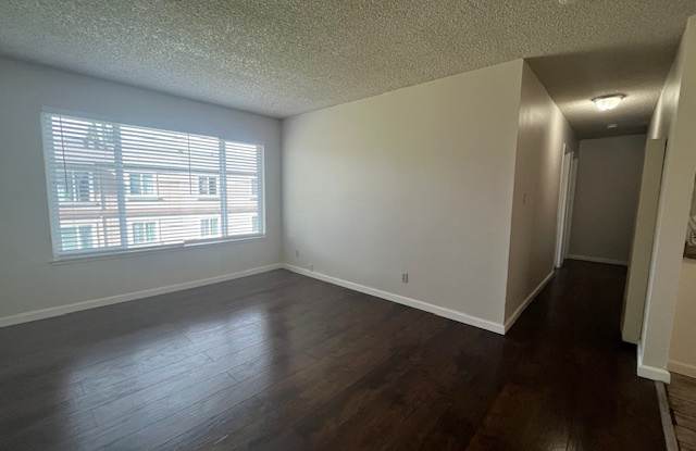 2912 N Tracy Blvd photos photos