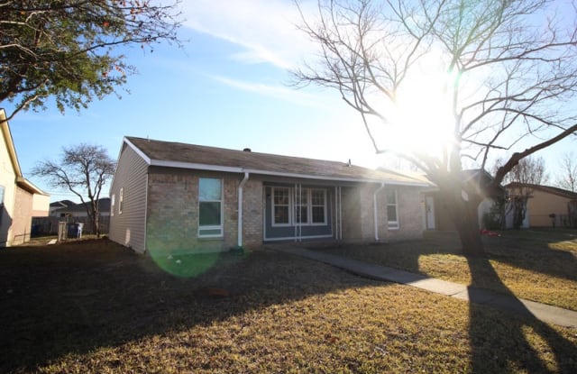 9724 Faircloud Dr - 9724 Faircloud Drive, Dallas, TX 75217