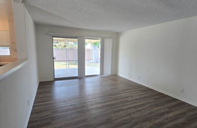 BUENA PARK 3 BEDROOM 2 BATH $3,975 (VALLEY VIEW  CERRITOS) photos photos