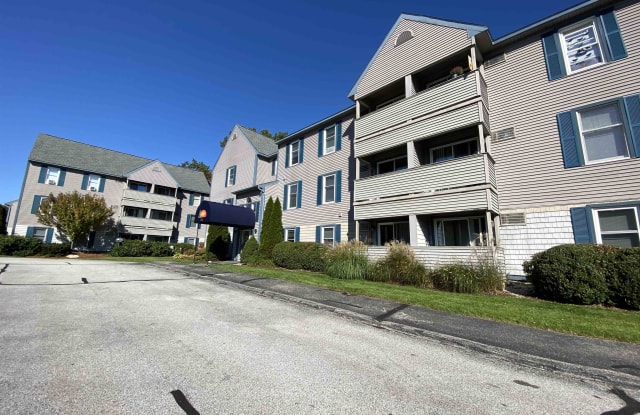 167 Eastern Avenue - 167 Eastern Ave, Manchester, NH 03104