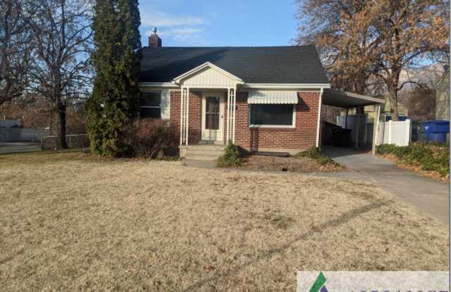 2 Weeks Rent Free – Spacious 3 Bed / 2 Bath Ogden Home with Finished Basement photos photos
