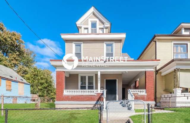 1821 Grand Avenue photos photos