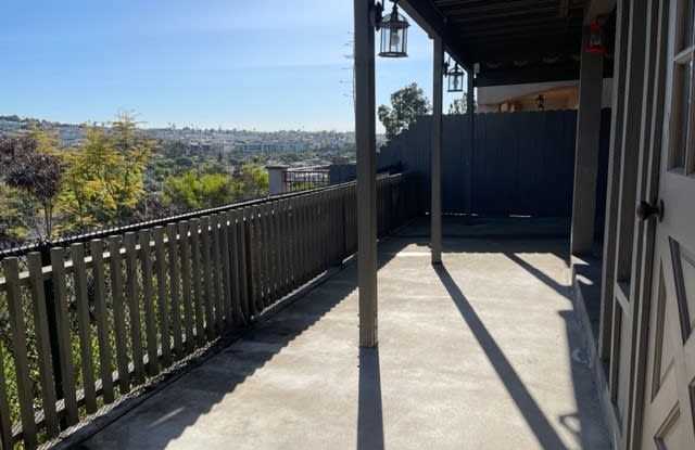 2134 Loma Drive Gallery 3