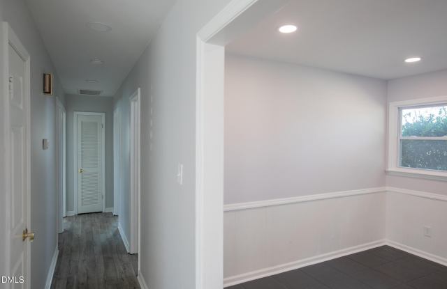 701 Chandler Road Gallery 4