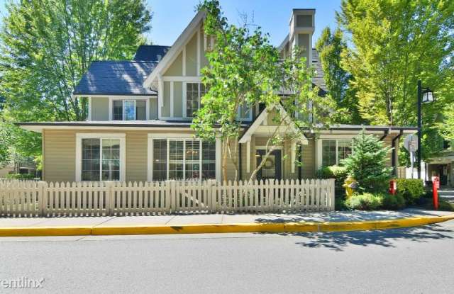 18247 NE 96th Way 101 - 18247 Northeast 96th Way, Redmond, WA 98052