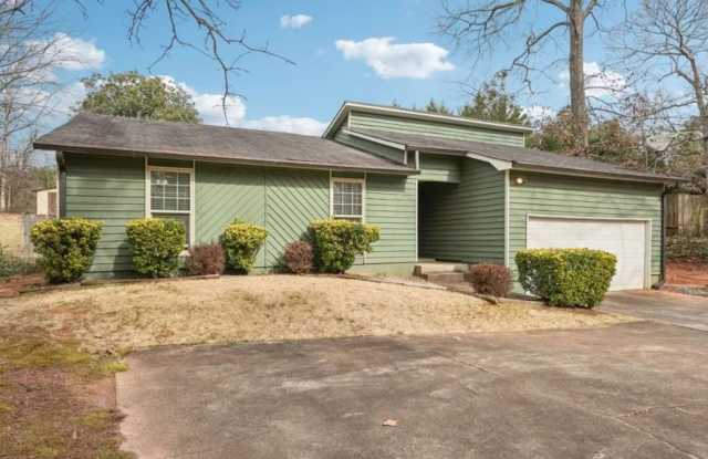 Coming Soon – Available August 14 | Beautiful Acworth Home for Rent! Gallery 1