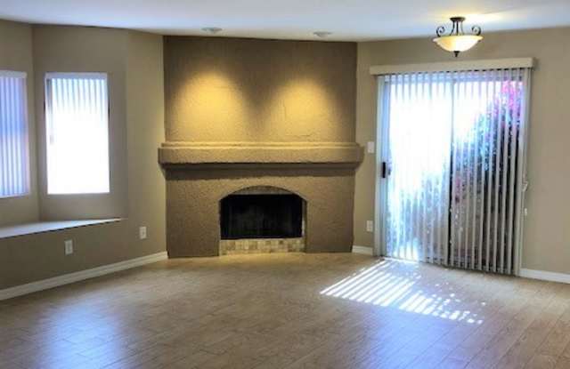 10917 East Hope Drive Gallery 2