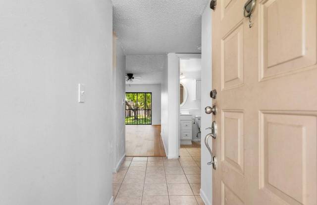 6808 Palmetto Circle S photos photos