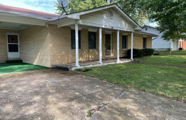 107 Elm - 107 N Elm St, Conway, MO 65632