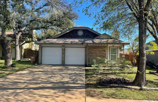 Remodeled 3/2 in near MoPac and Parmer Ln Gallery 3