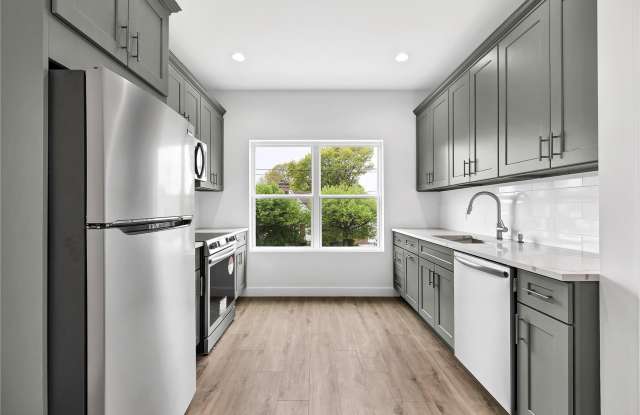 533 Greenwich Street photos photos
