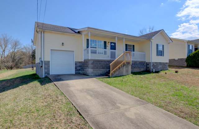 Three Bedroom Close to Post photos photos
