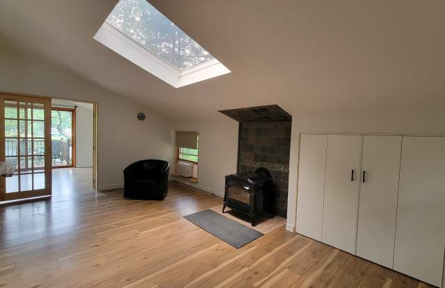 156 Arapaho Trail Gallery 3