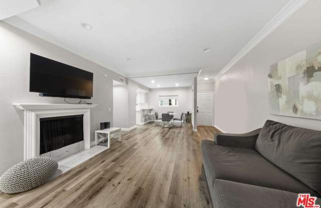 4301 Fulton Ave photos photos