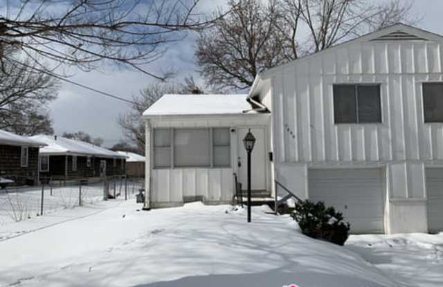 7942 Newton St Gallery 2
