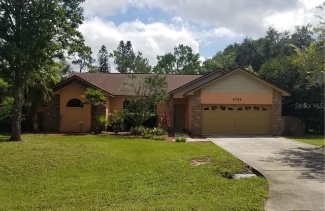 4744 BURLINGTON ROAD - 4744 Burlington Road, Land O' Lakes, FL 34639