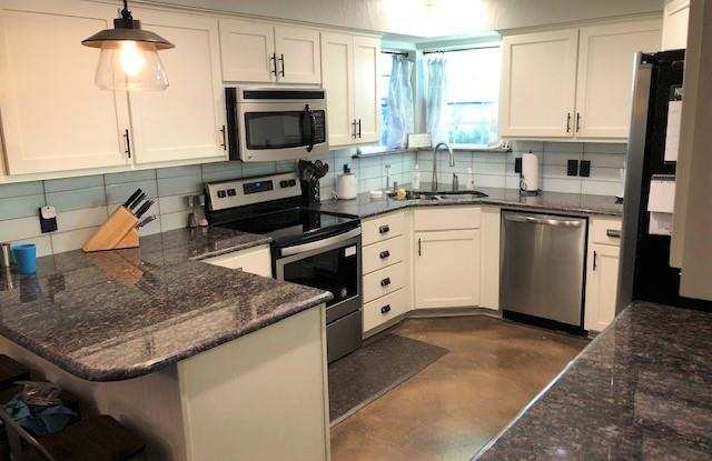 4704 N Meadow Ridge Circle Gallery 3