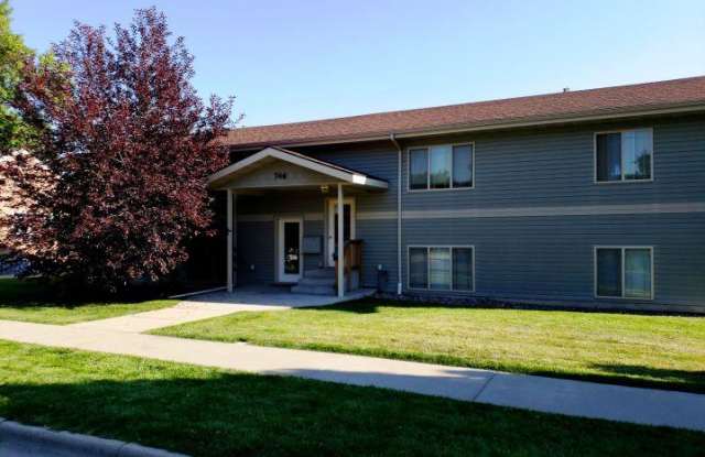 746 Avenue B photos photos
