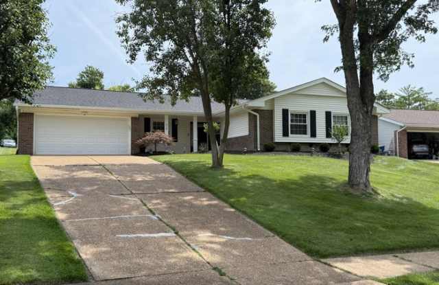 318 Wildforest Drive photos photos
