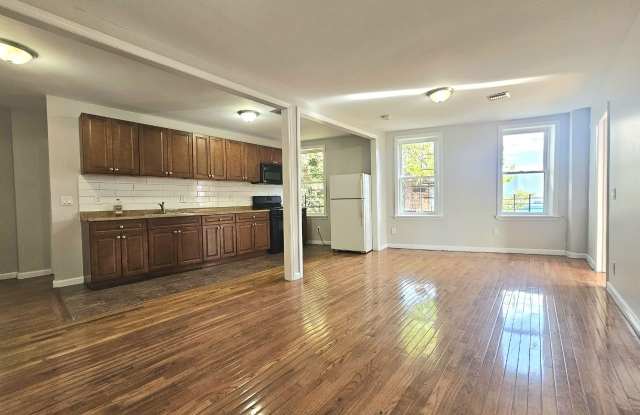 487 18th Ave photos photos