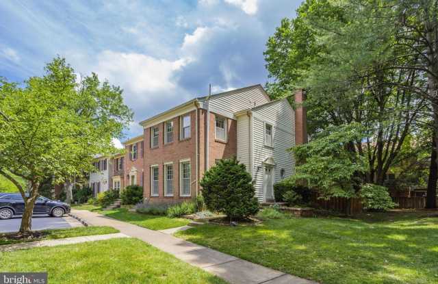 2937 VILLAGE SPRING Lane photos photos
