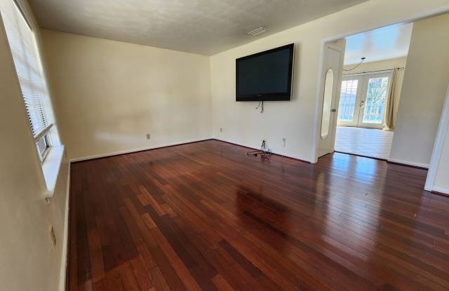 849 Lex Street photos photos