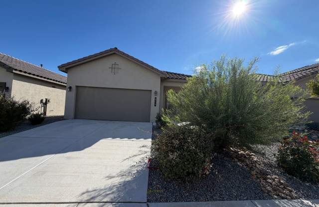 3 Bedroom Single Story Home Available Near Westside Blvd SE & Unser Blvd SE! Gallery 1