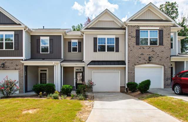 Serene Cul-de-Sac Retreat: 3BR Hillsborough Home Near Durham  Chapel Hill photos photos