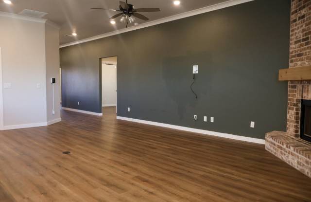 6001 Wausau Avenue Gallery 4