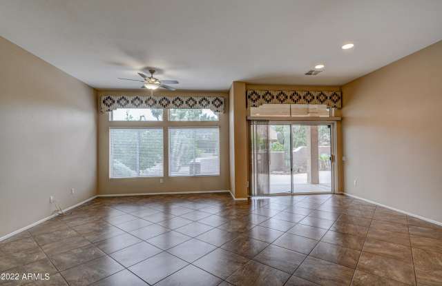 15627 W GREYSTONE Drive Gallery 3