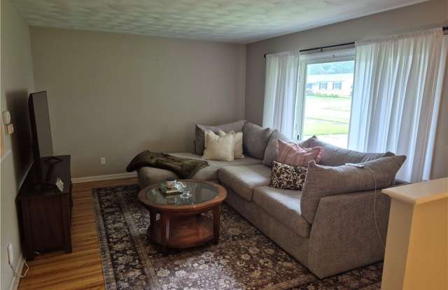 66 Landau Drive Gallery 2