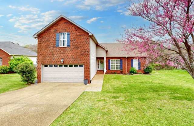 ** MOVE IN SPECIAL** 2 Story 4 Bed, 3 Bath Home Located in Hickory Hills Neighborhood!! - 416 Brownstone Street, Mount Juliet, TN 37138