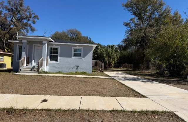 3 Bed 2 Bath Home in Tampa! photos photos