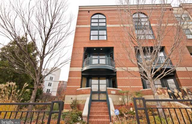 1612 N RHODES STREET photos photos
