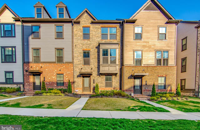 423 COLINDALE STREET - 423 Colindale St, Middle River, MD 21220