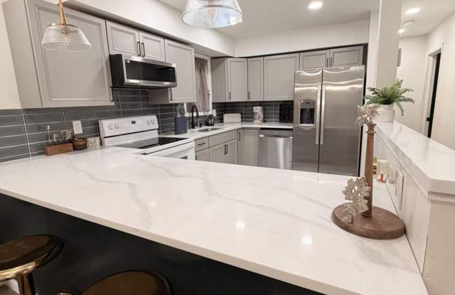 7369 Ventnor Drive Gallery 4
