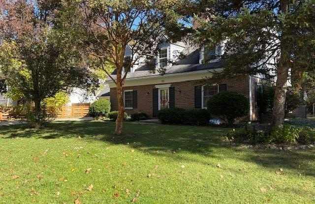 815 Hewett Drive photos photos