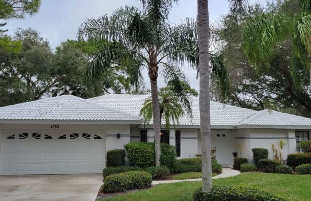 SHORT TERM- 6 MONTH MINIMUM RENTAL in Palmer Ranch 3/2 renovated pool home - 4353 Indian Point Trail, Vamo, FL 34238 SHORT TERM- 6 MONTH MINIMUM RENTAL in Palmer Ranch 3/2 renovated pool home - 4353 Indian Point Trail, Vamo, FL 34238