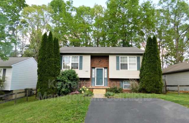 1605 4th St - 1605 4th Street, Waynesboro, VA 22980
