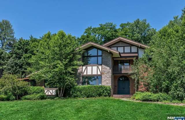 681 Closter Dock Road photos photos