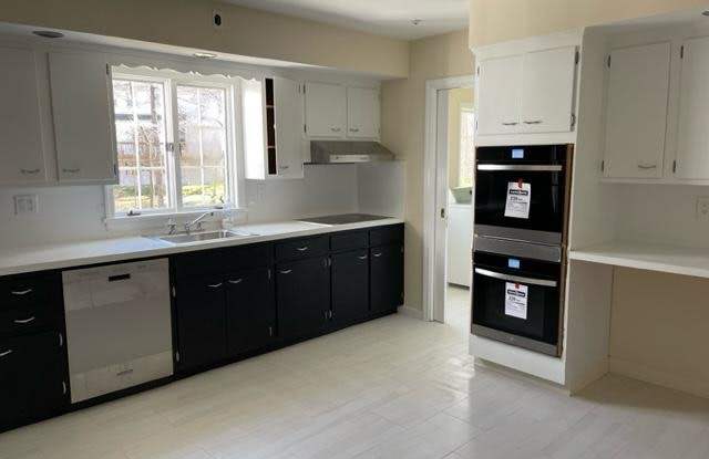 84 MASON DR - 84 Mason Drive, Princeton, NJ 08540 84 MASON DR - 84 Mason Drive, Princeton, NJ 08540