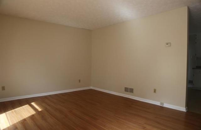 381 Amberwood Drive NW Gallery 3
