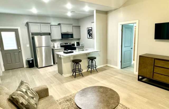Fully Furnished 2BR/2BA | Brand-new w/ All Utilities Included Gallery 3