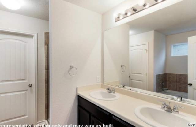 12927 Whisper Crossing Gallery 3